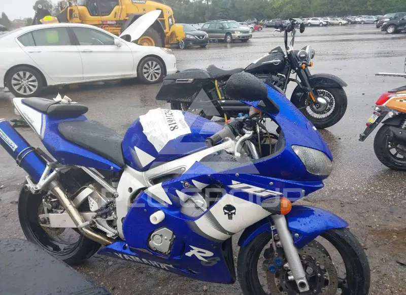 2000 Yamaha YZF-R6 фото