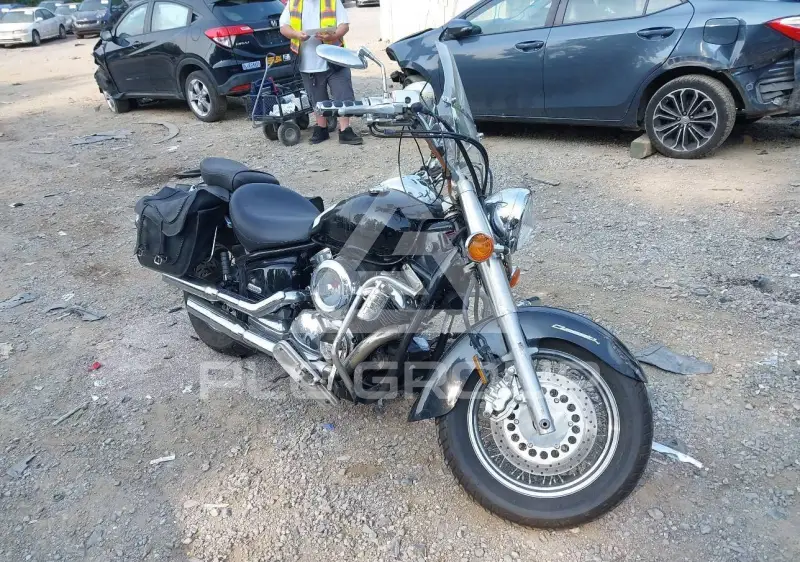 2000 Yamaha XVS1100 фото