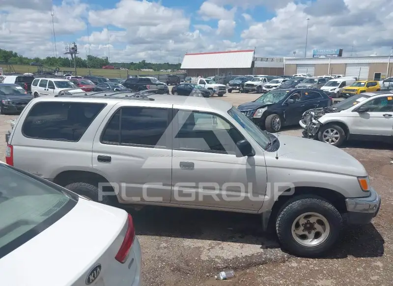2000 Toyota 4 RUNNER photo