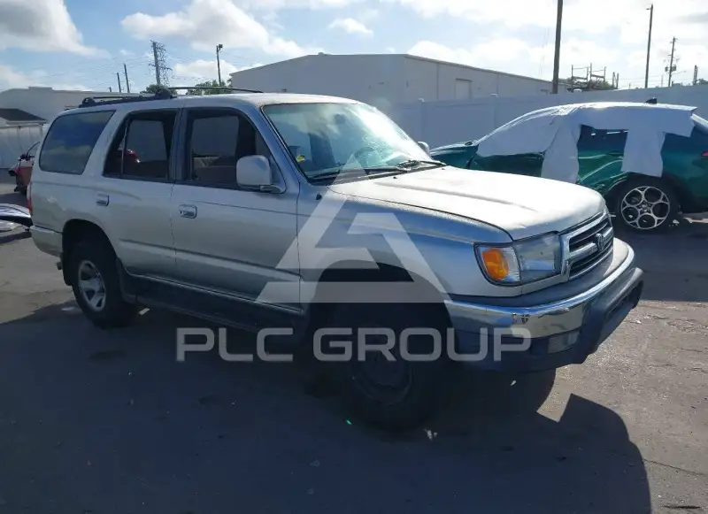 2000 Toyota 4 RUNNER photo