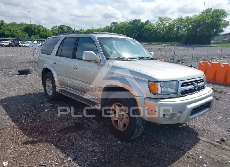 2000 Toyota 4 RUNNER photo