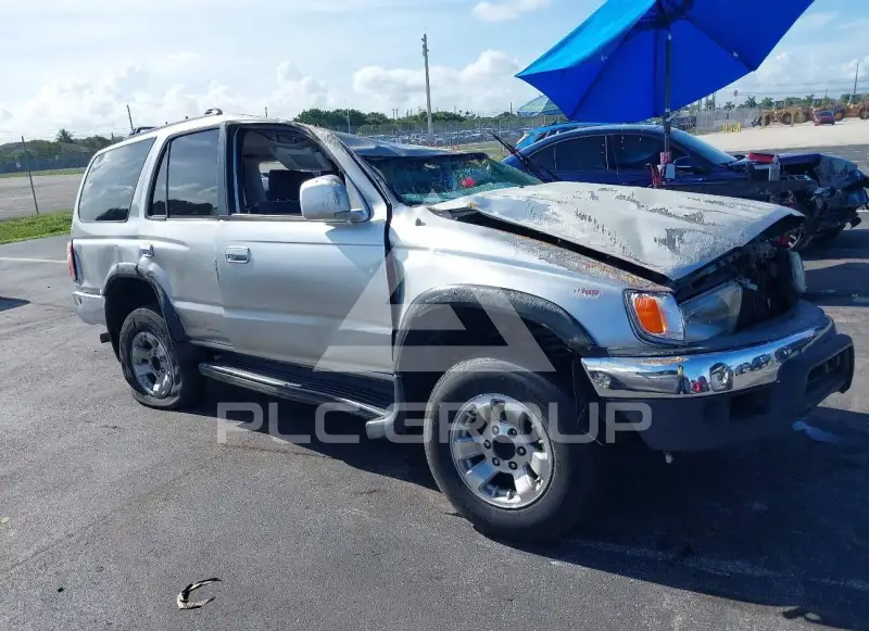 2000 Toyota 4 RUNNER photo
