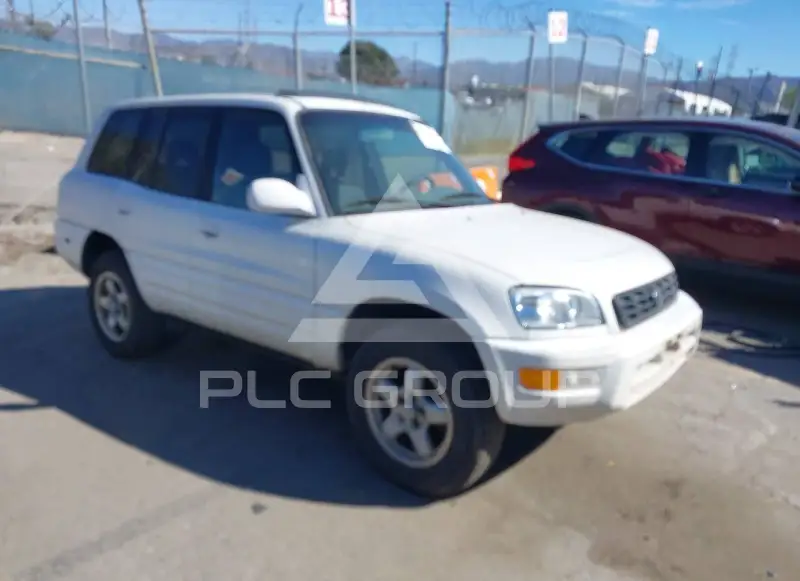 2000 Toyota RAV4 photo