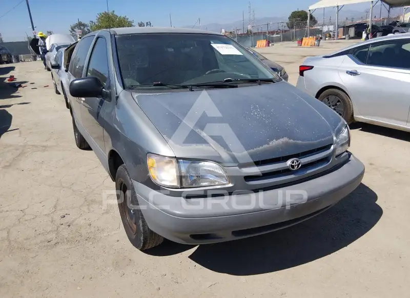 2000 Toyota SIENNA фото
