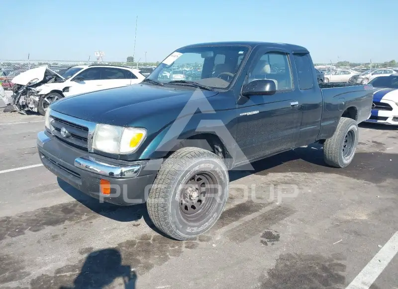 2000 Toyota TACOMA photo