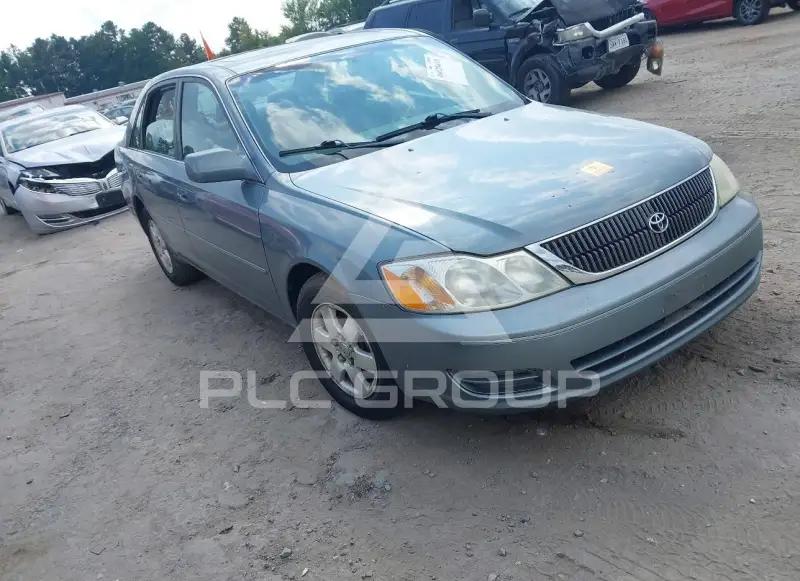 2000 Toyota AVALON photo
