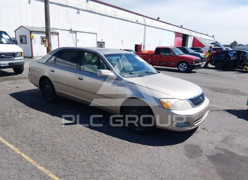 2000 Toyota AVALON photo