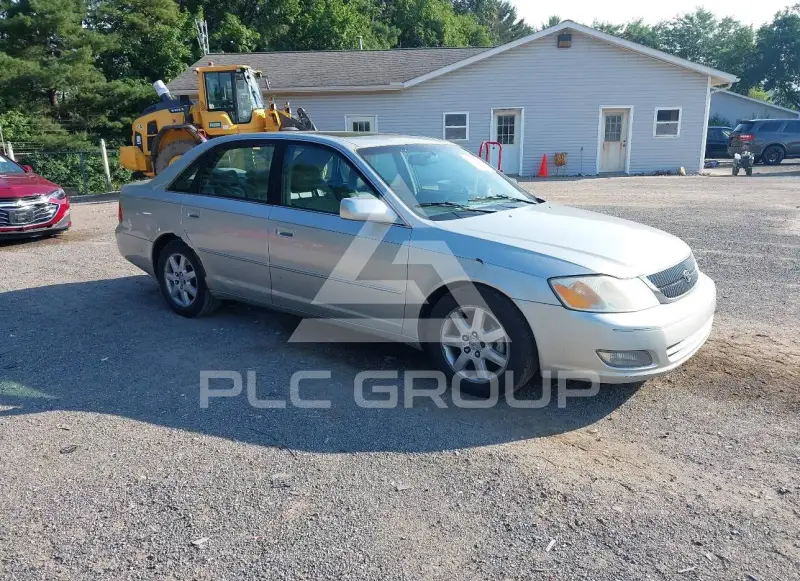 2000 Toyota AVALON фото