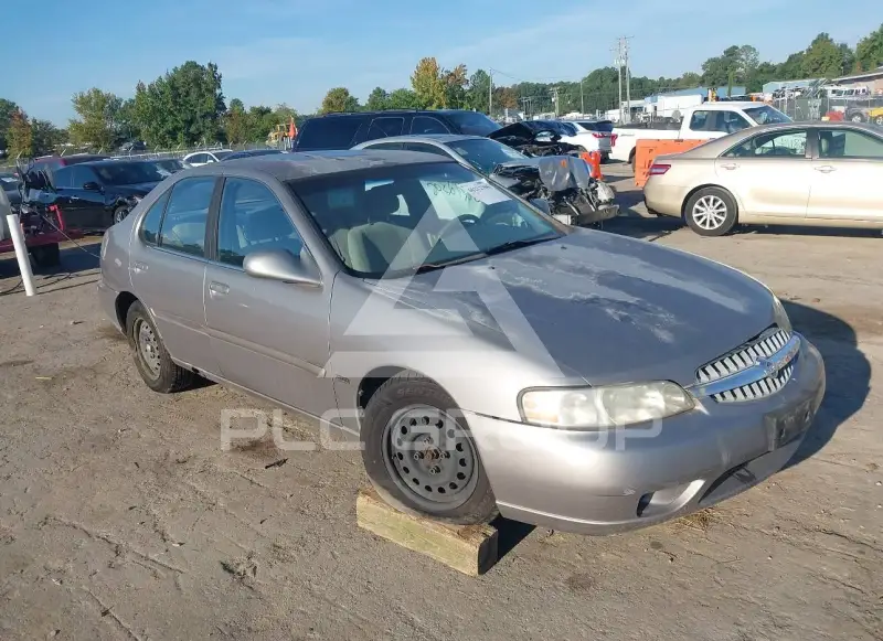 2001 Nissan ALTIMA photo