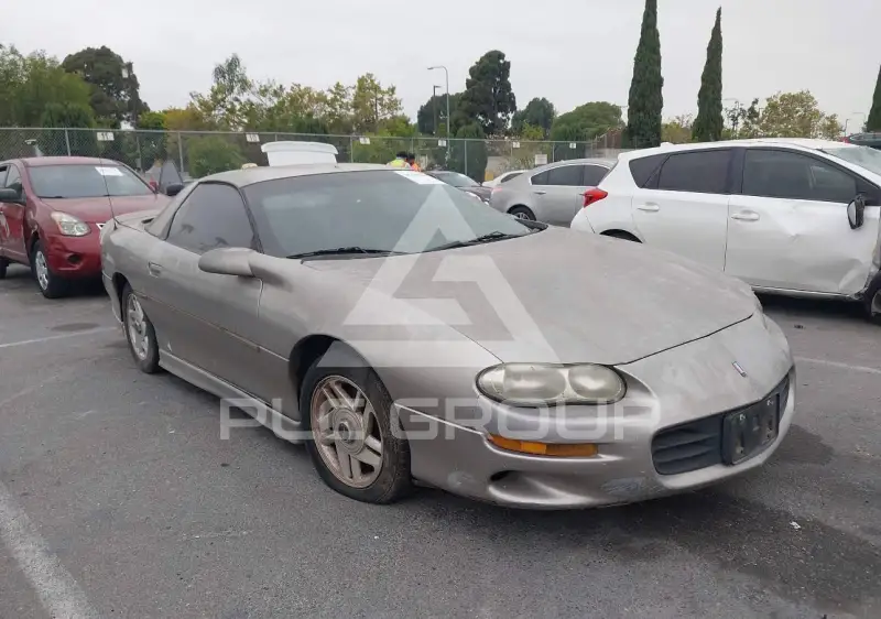 2001 Chevrolet Camaro photo