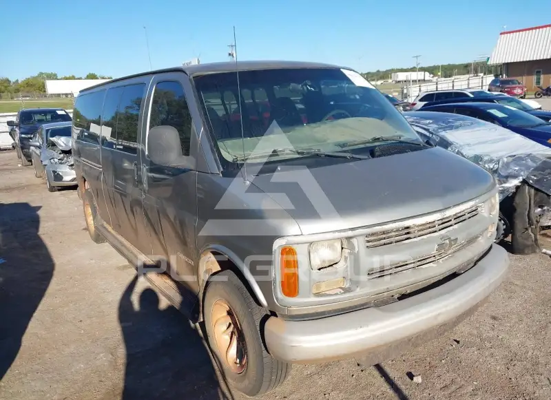 2001 Chevrolet Express фото