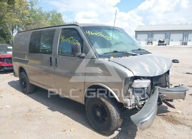 2001 Chevrolet Express photo