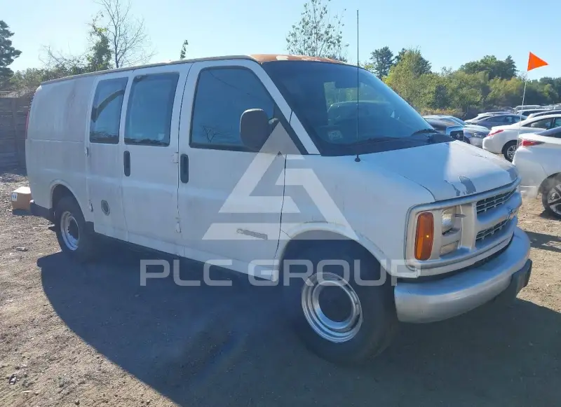 2001 Chevrolet Express photo