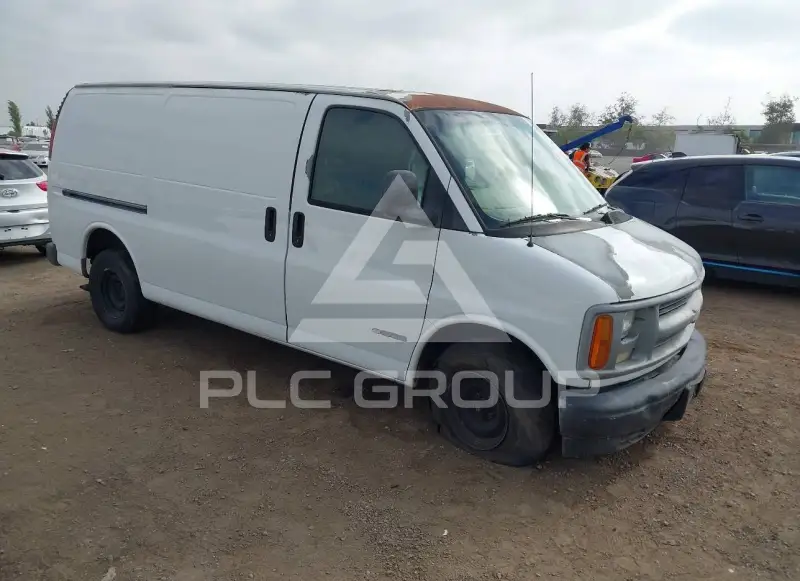 2001 Chevrolet Express photo