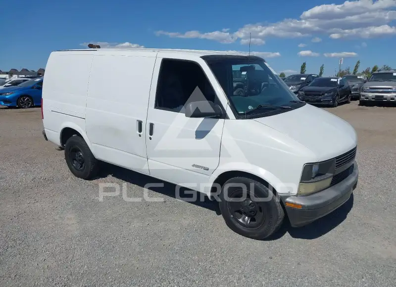 2001 Chevrolet ASTRO photo