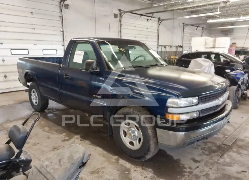 2001 Chevrolet Silverado photo