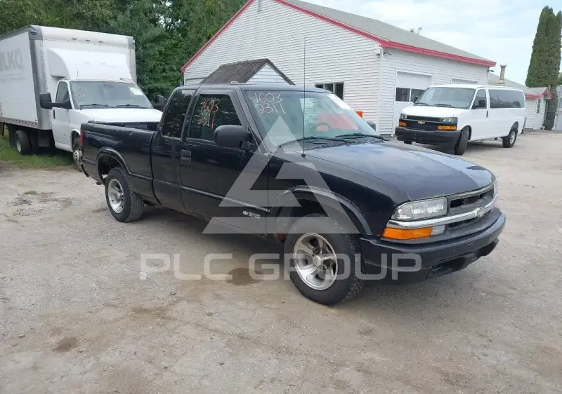 2001 Chevrolet S10 фото