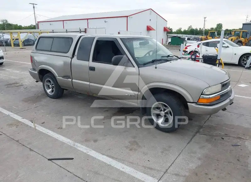 2001 Chevrolet S10 фото