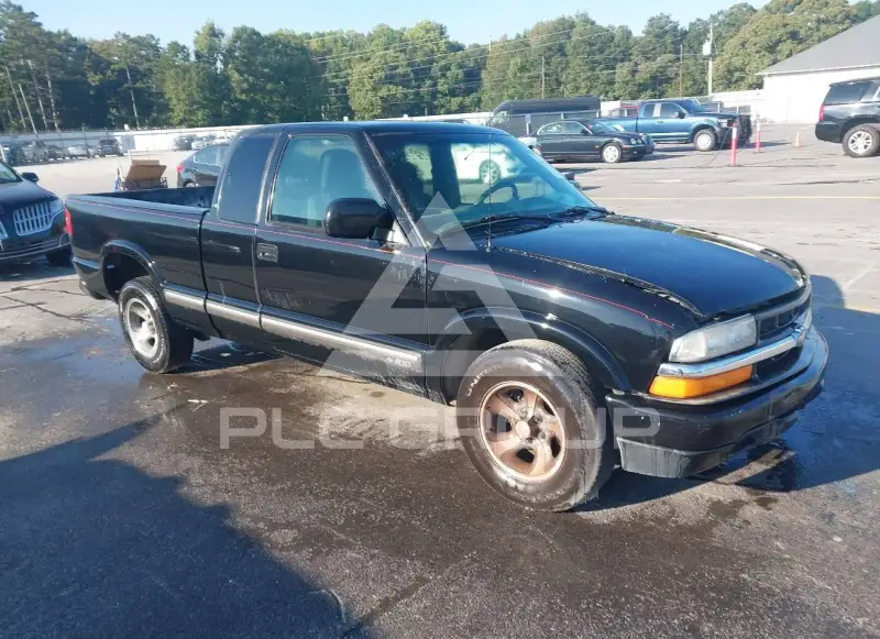 2001 Chevrolet S10 photo