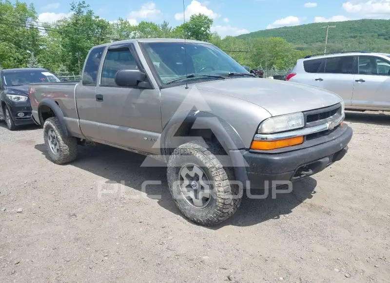 2001 Chevrolet S10 фото