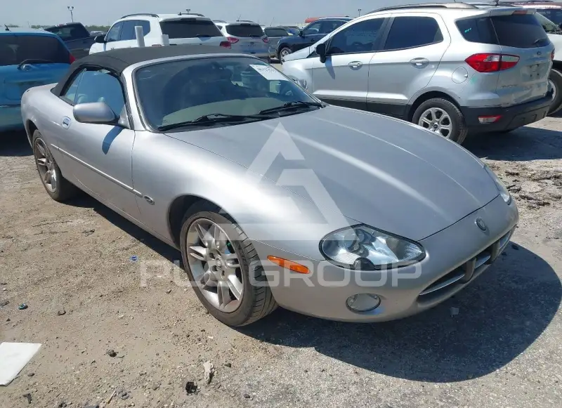 2001 Jaguar XK8 фото