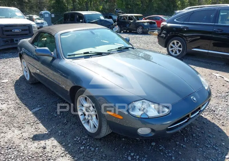 2001 Jaguar XK8 photo