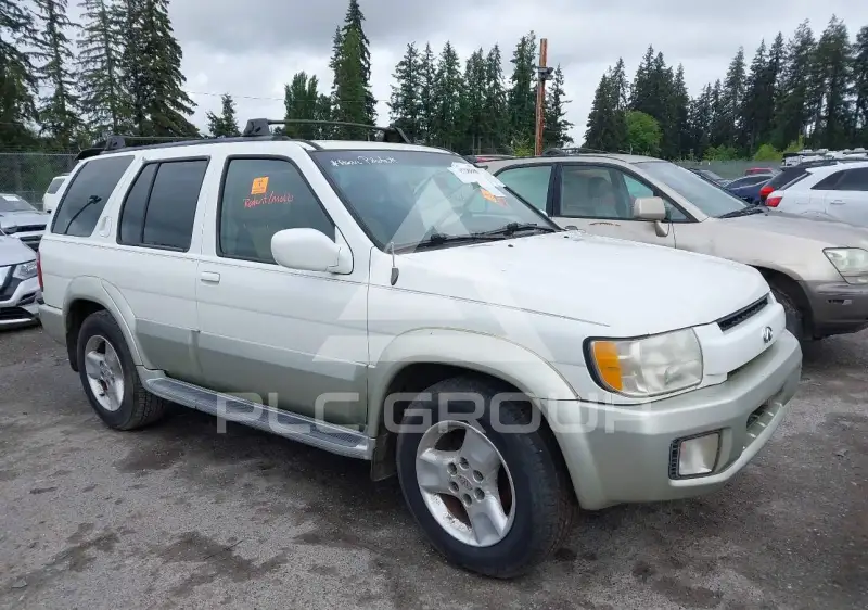 2001 Infinity QX40 photo