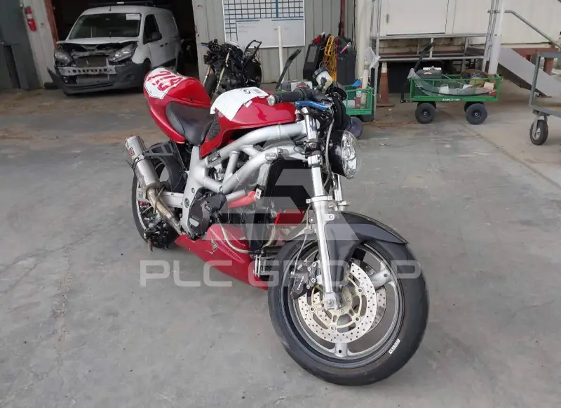 2001 Suzuki SV650 photo