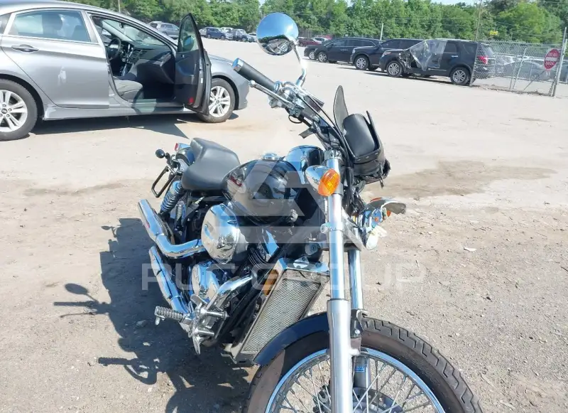 2001 Honda VT750 фото