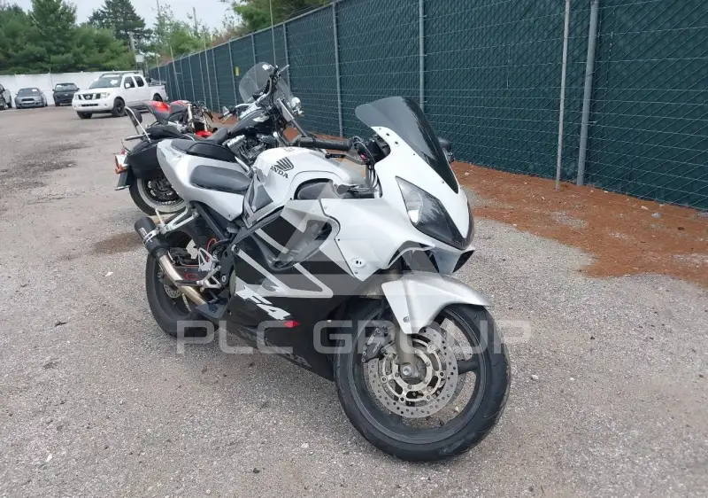2001 Honda CBR600 фото