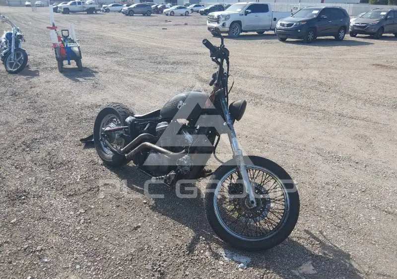 2001 Honda VT600 фото