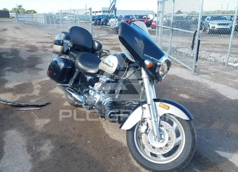 2001 Honda GL1500 фото