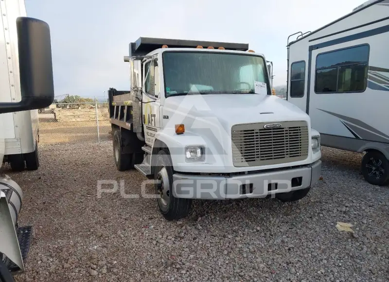 2001 Freightliner  photo