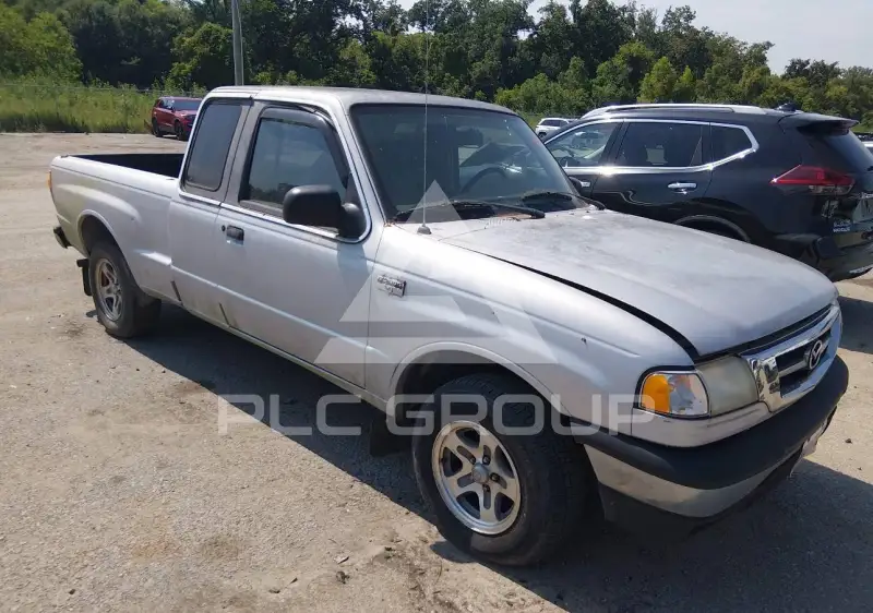2001 Mazda B3000 photo