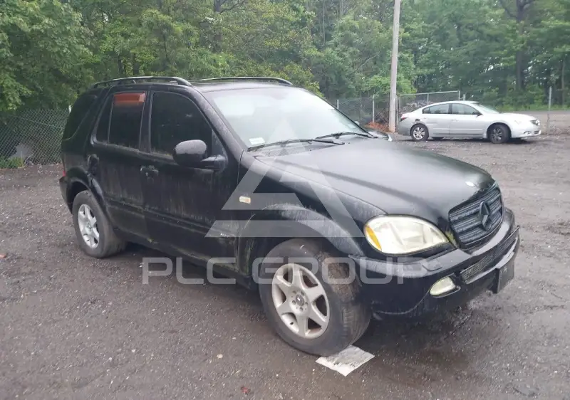 2001 Mercedes Benz ML 320 фото