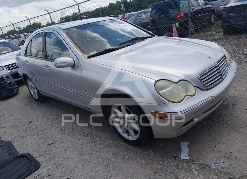 2001 Mercedes Benz C 240 photo