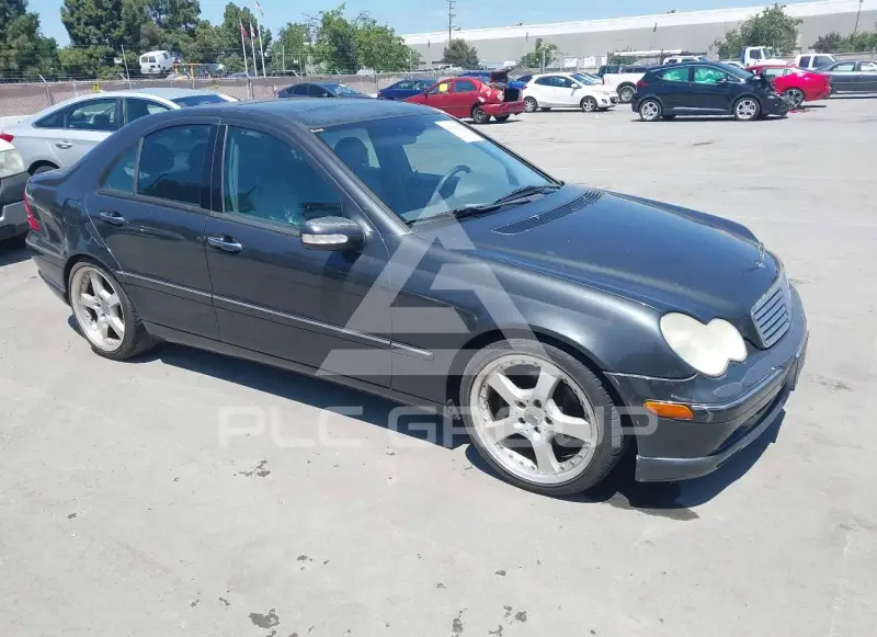 2001 Mercedes Benz C 320 photo