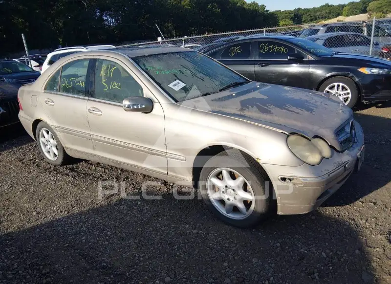 2001 Mercedes Benz C 320 photo