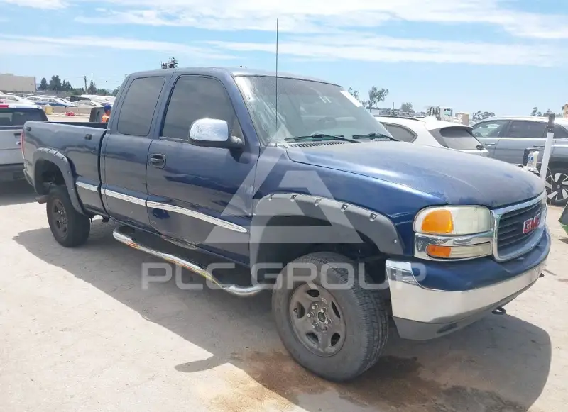 2001 GMC Sierra photo