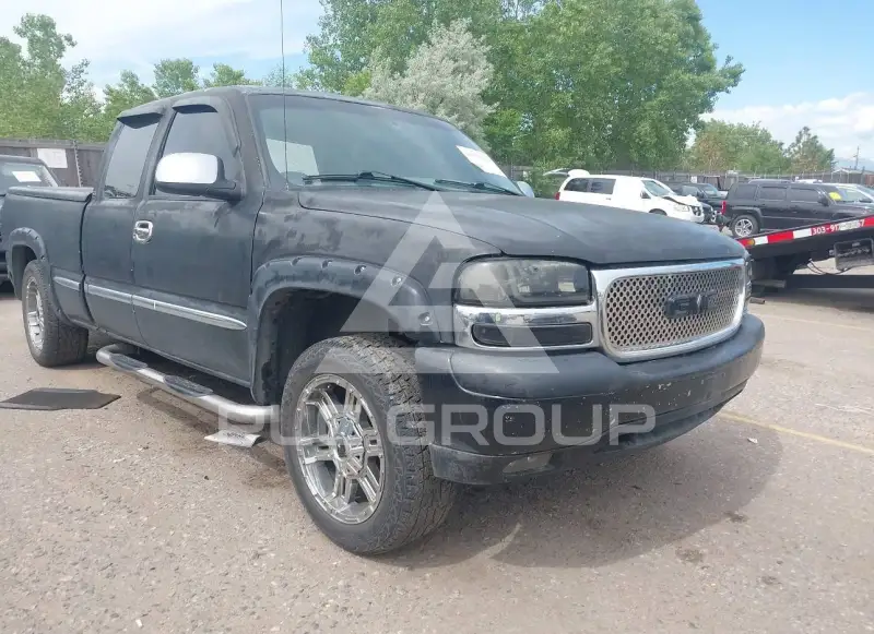 2001 GMC Sierra photo