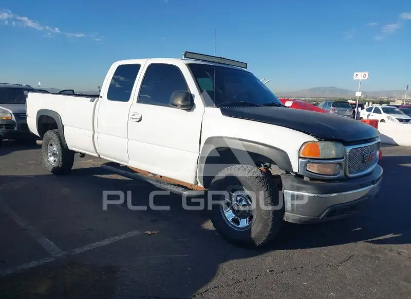 2001 GMC Sierra photo
