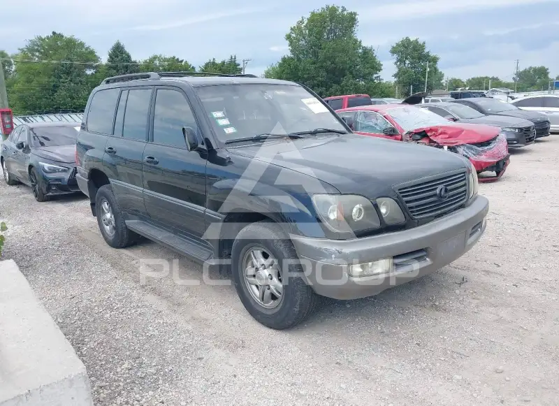 2001 Lexus LX470 photo