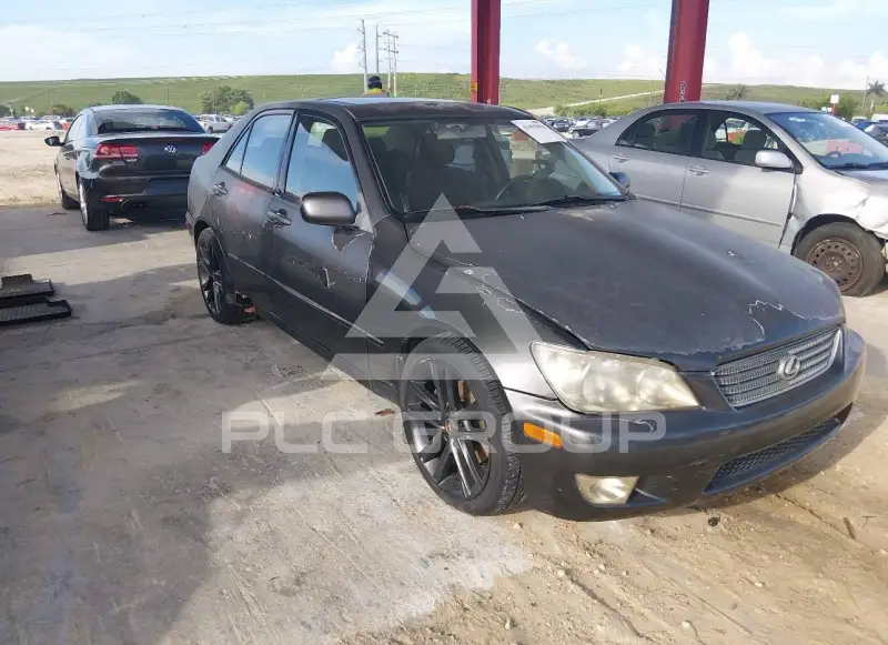 2001 Lexus IS300 фото
