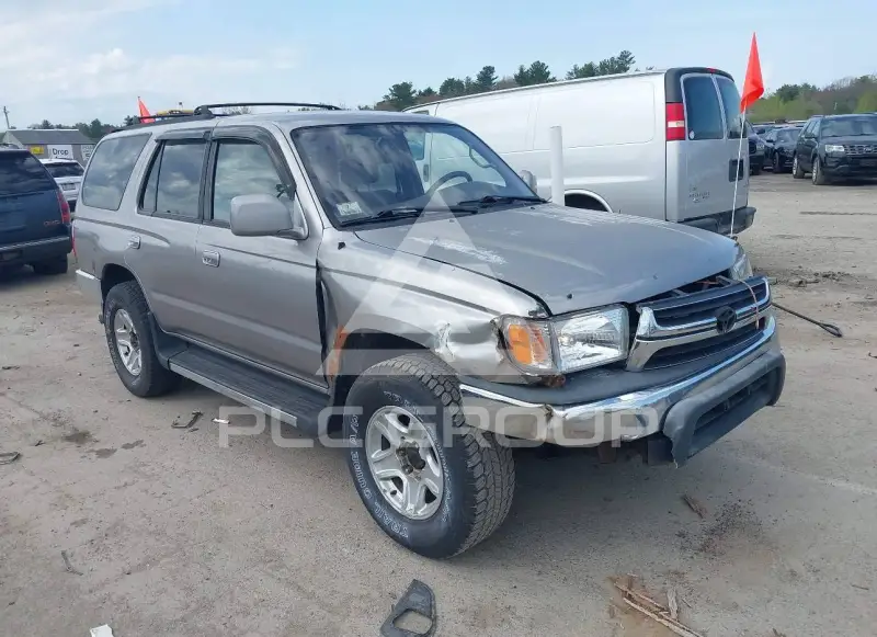 2001 Toyota 4 RUNNER photo