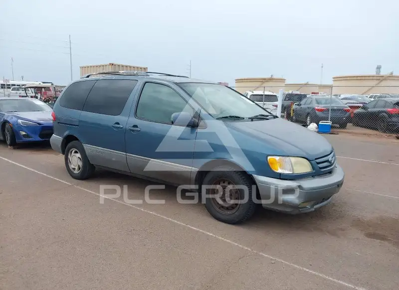 2001 Toyota SIENNA фото