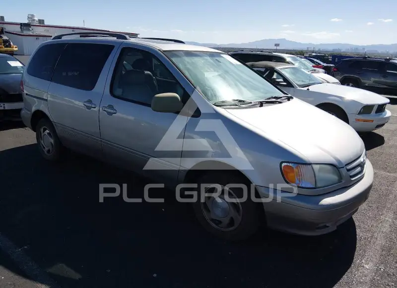 2001 Toyota SIENNA фото