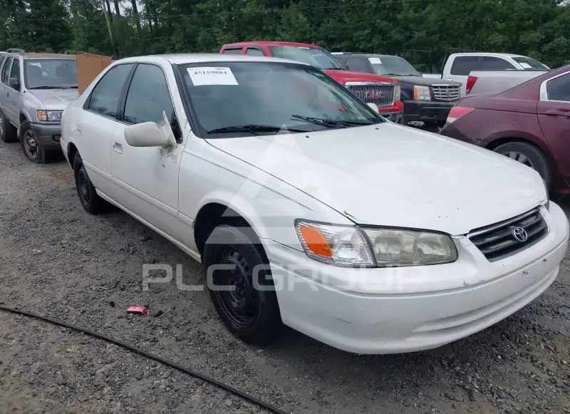 2001 Toyota CAMRY фото
