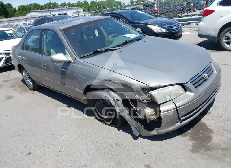 2001 Toyota CAMRY фото