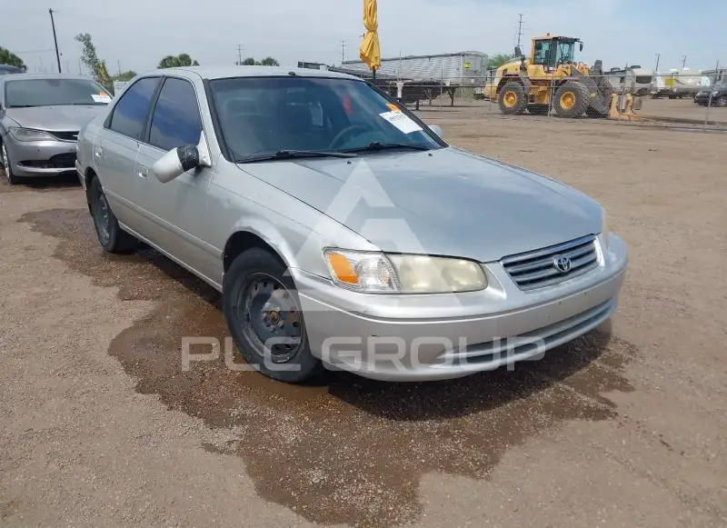 2001 Toyota CAMRY photo