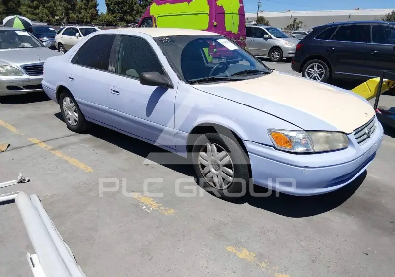 2001 Toyota CAMRY фото